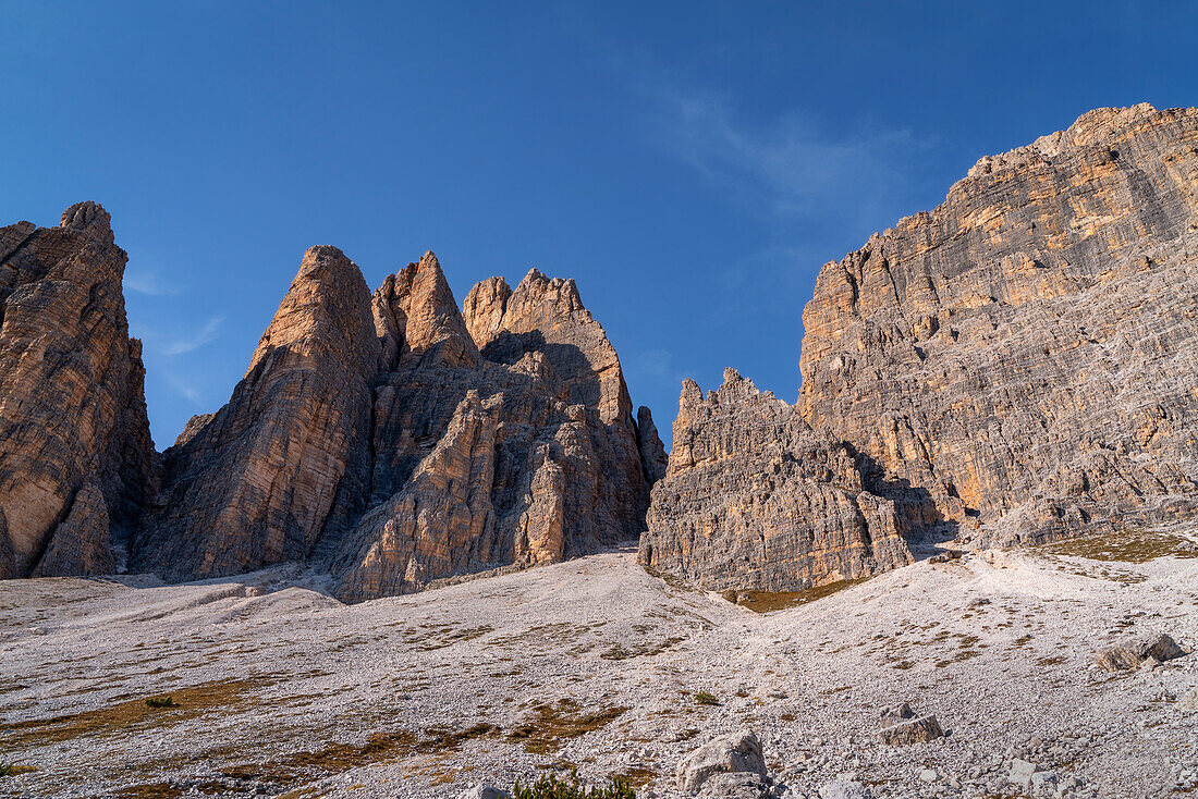On the south side of the Three Peaks, Auronzo, Dolomites, Italy, Europe