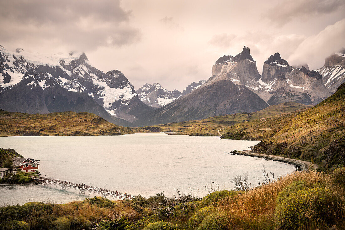 Bergkette Cuernos del Paine, Lago el Toro, Nationalpark Torres del Paine, Patagonien, Provinz Última Esperanza, Chile, Südamerika