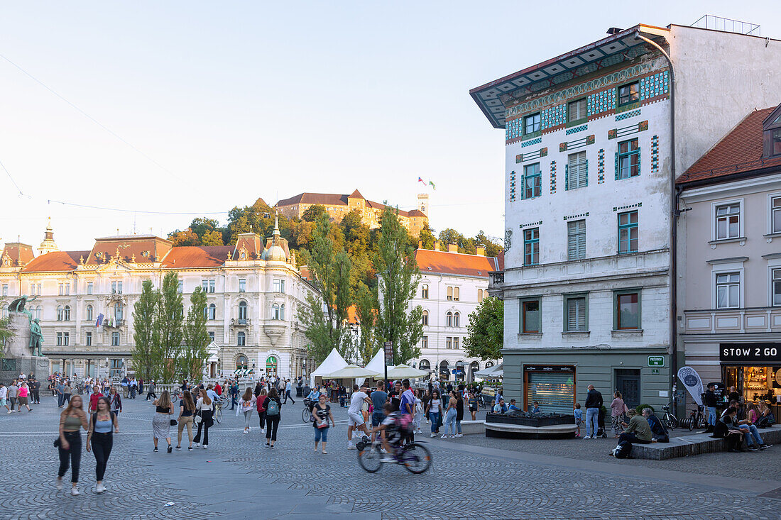 Ljubljana; Hauptmann Haus, Presernov trg, Stadtburg, Slowenien