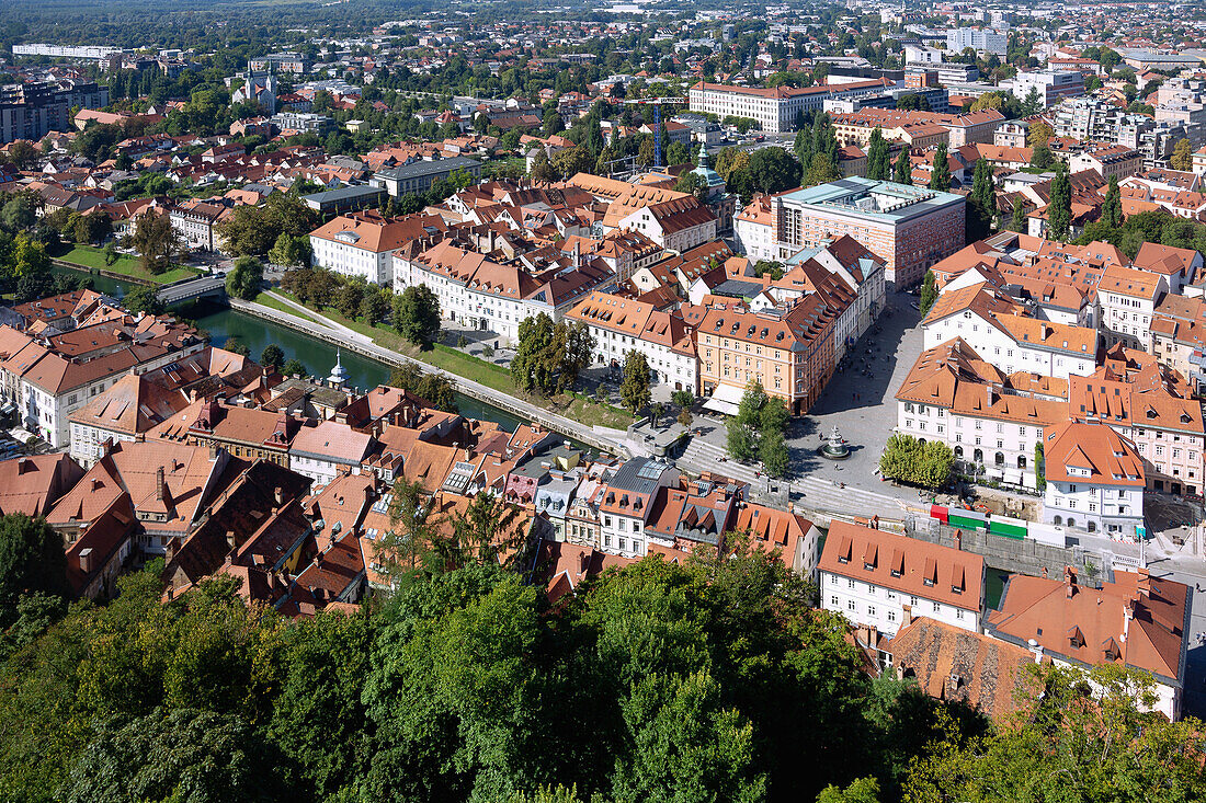 Ljubljana; City view with Novi trg and Narodna in Univerzitetna knjiznica, university library and old town, view from Ljubljanski grad