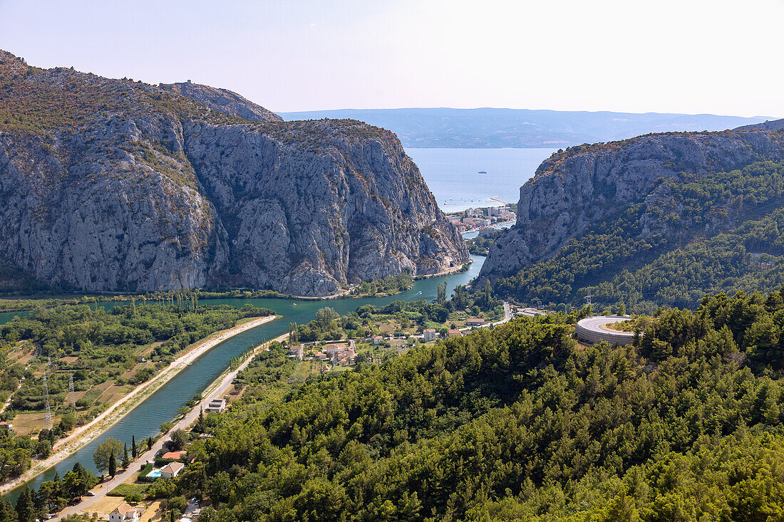 Cetina canyon, view of Omiš