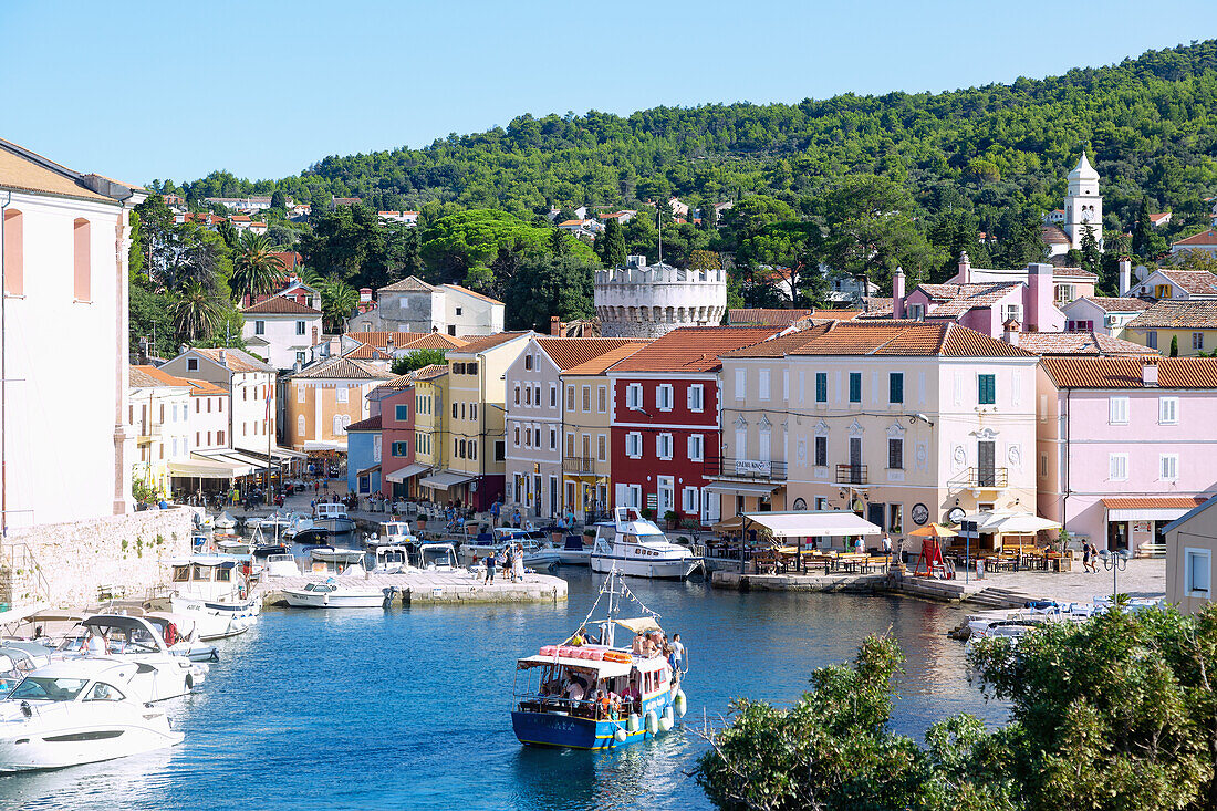 Veli Lošinj; Island Lošinj, port