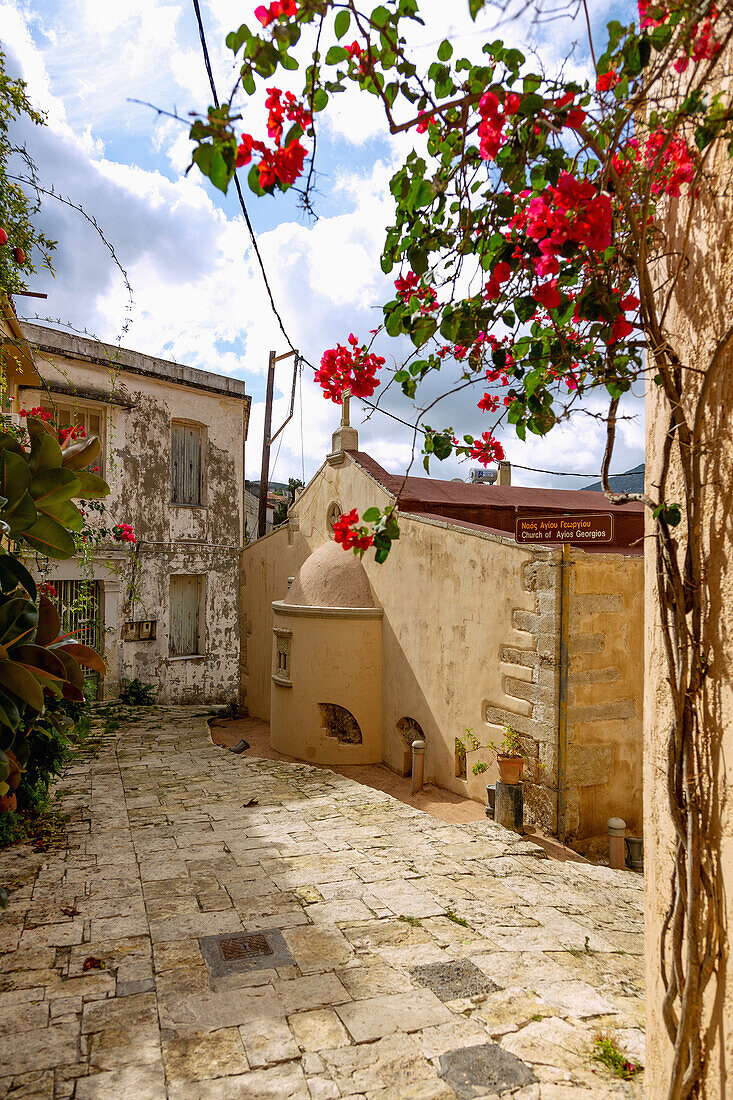 Archanes; Panagia Agios Georgios, alley
