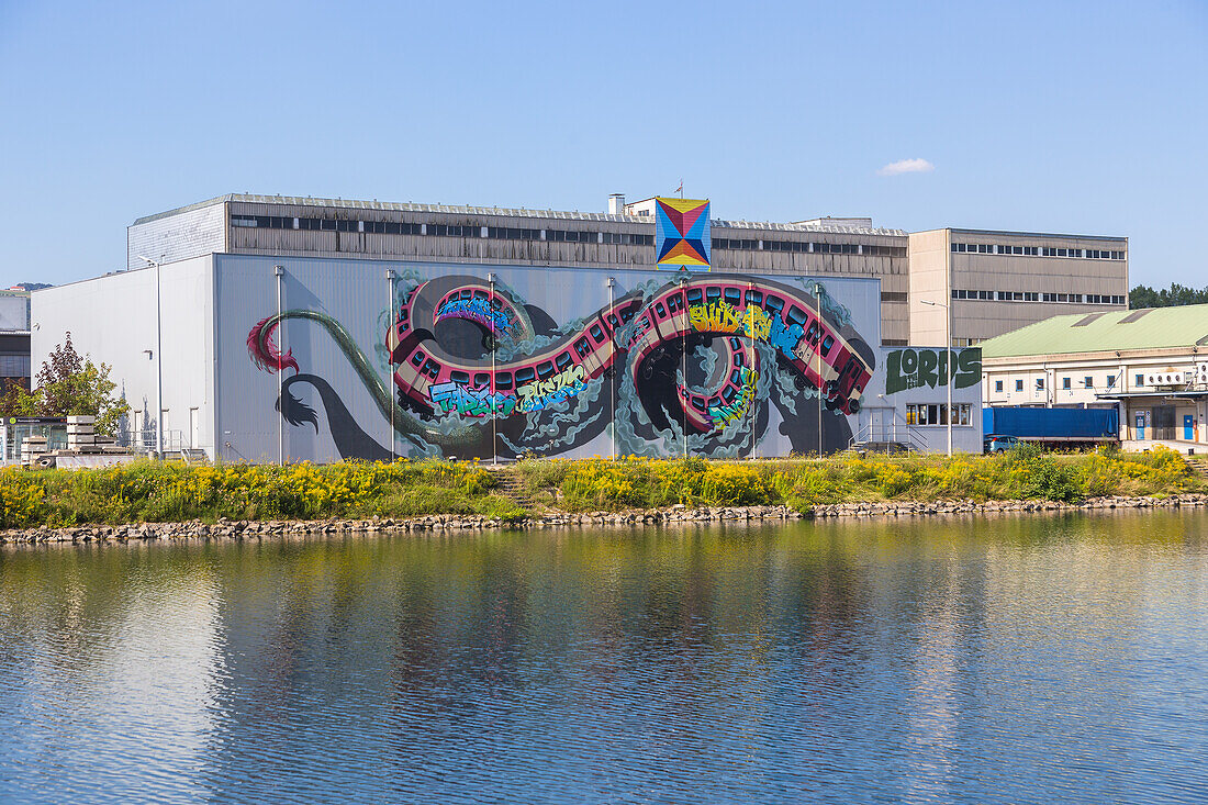 Linz, Mural Harbor, Lords of the red dragon von Lords