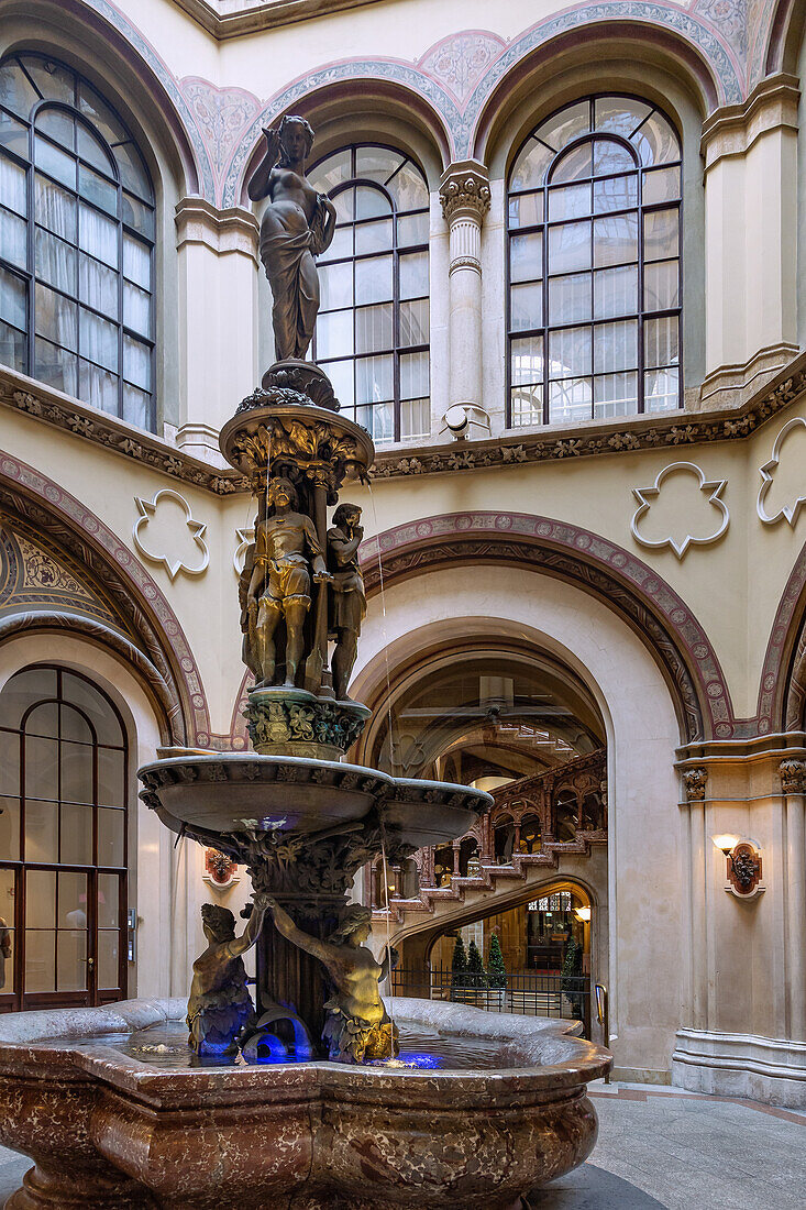 Vienna, Palais Ferstel, Donaunixenbrunnen, Ferstel Passage, Café Central