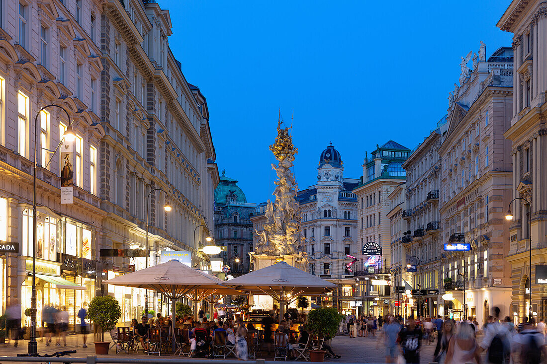 Vienna; Dig; Plague column, evening mood