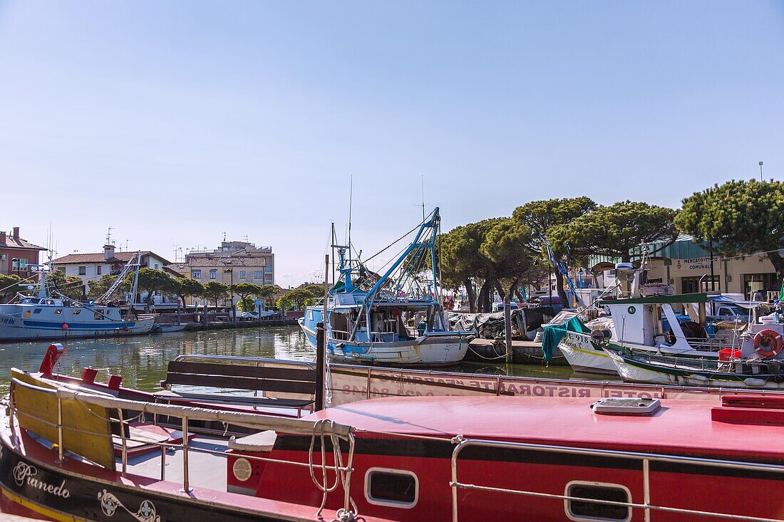 Caorle, Fischerhafen Darsena dell'Orologio, Venetien, Italien