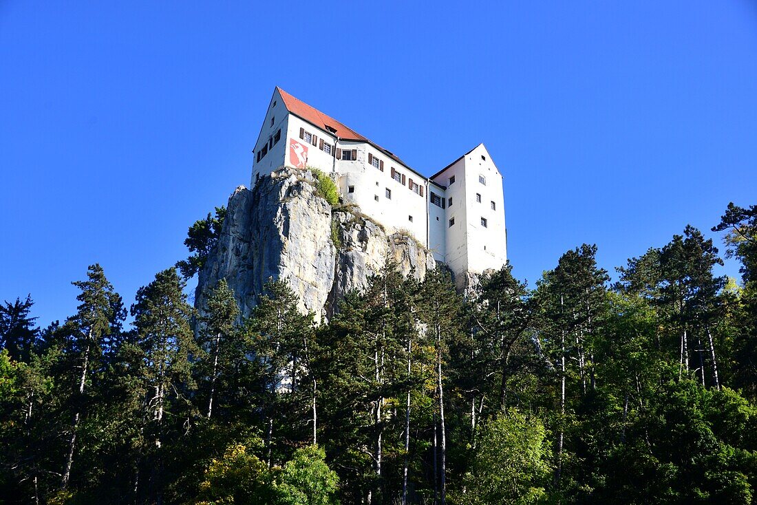 Prunn Castle near Riedenburg on the Altmühl and Main-Danube Canal, Lower Bavaria, Germany
