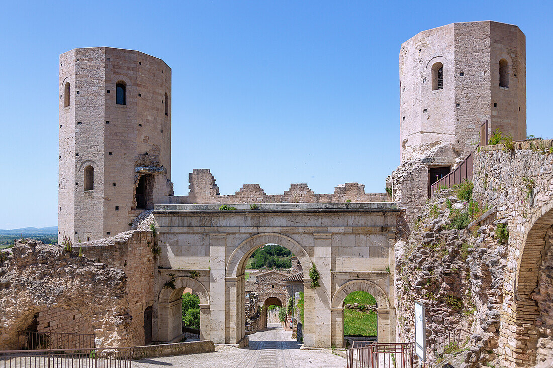 Spello; Porta Venere, Umbrien, Italien