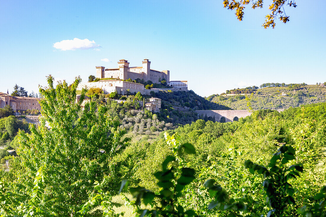 Spoleto; Rocca Albornoziana, Ponte delle Torri