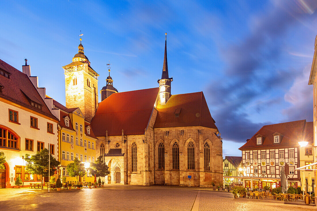Schmalkalden; Altmarkt; Rathaus, Kirche St. Georg, Thüringen, Deutschland