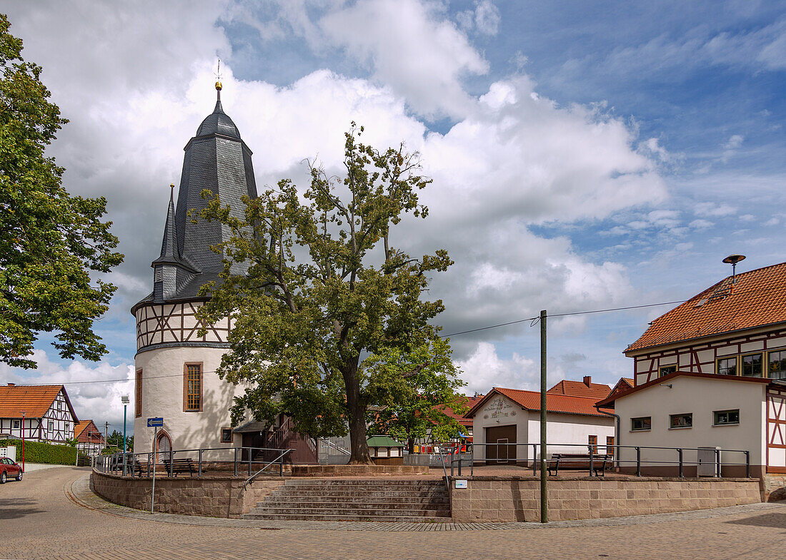 Untersuhl, round church