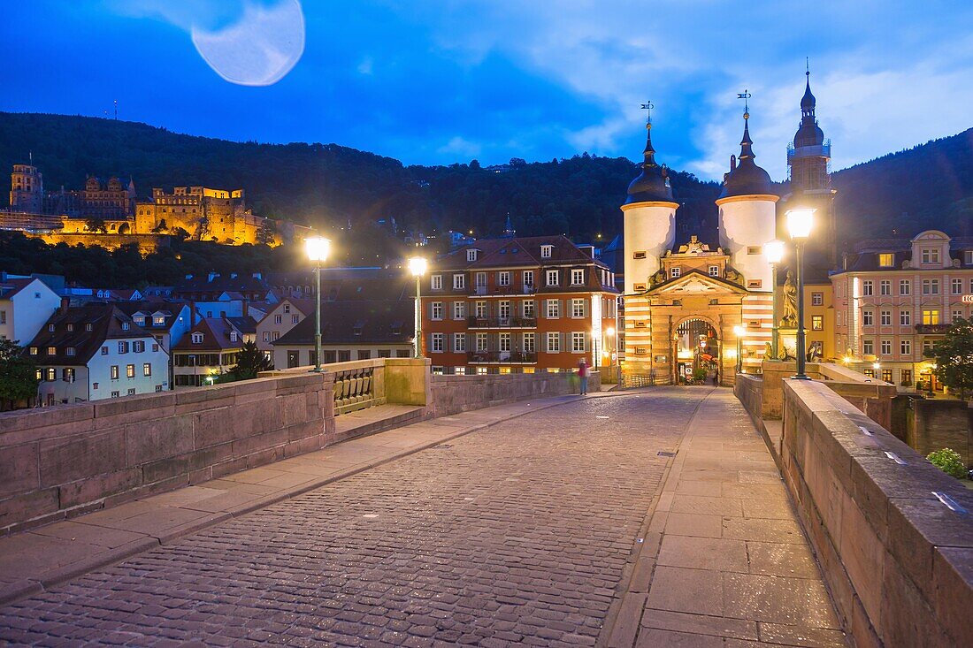 Heidelberg, view from Alter Brücke on the bridge gate, old town, Heiliggeistkirche and castle