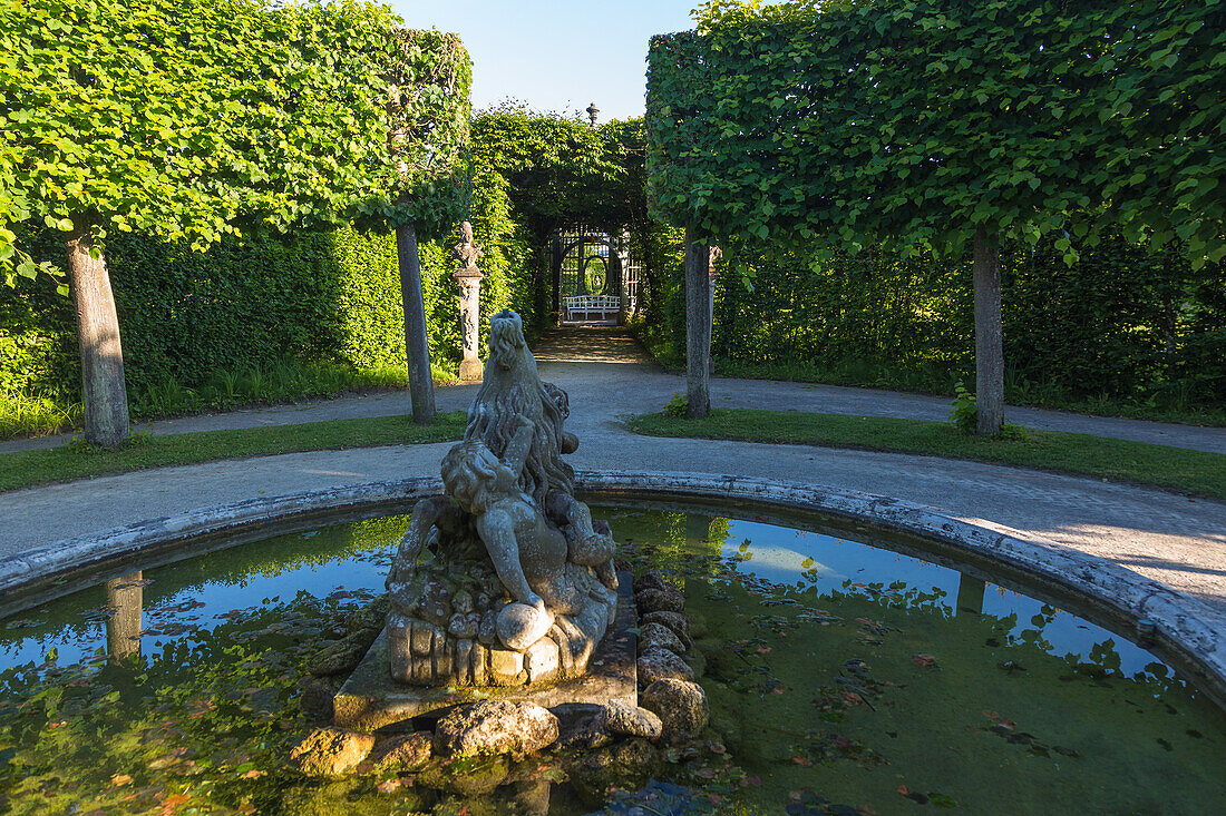 Veitshöchheim, Veitshöchheimer Rokokogarten, Ovales Heckenkabinett, Bayern, Deutschland