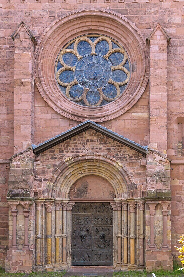 Worms, Dominican monastery of St. Paul, portal with a replica of the Hildesheim Bernward door