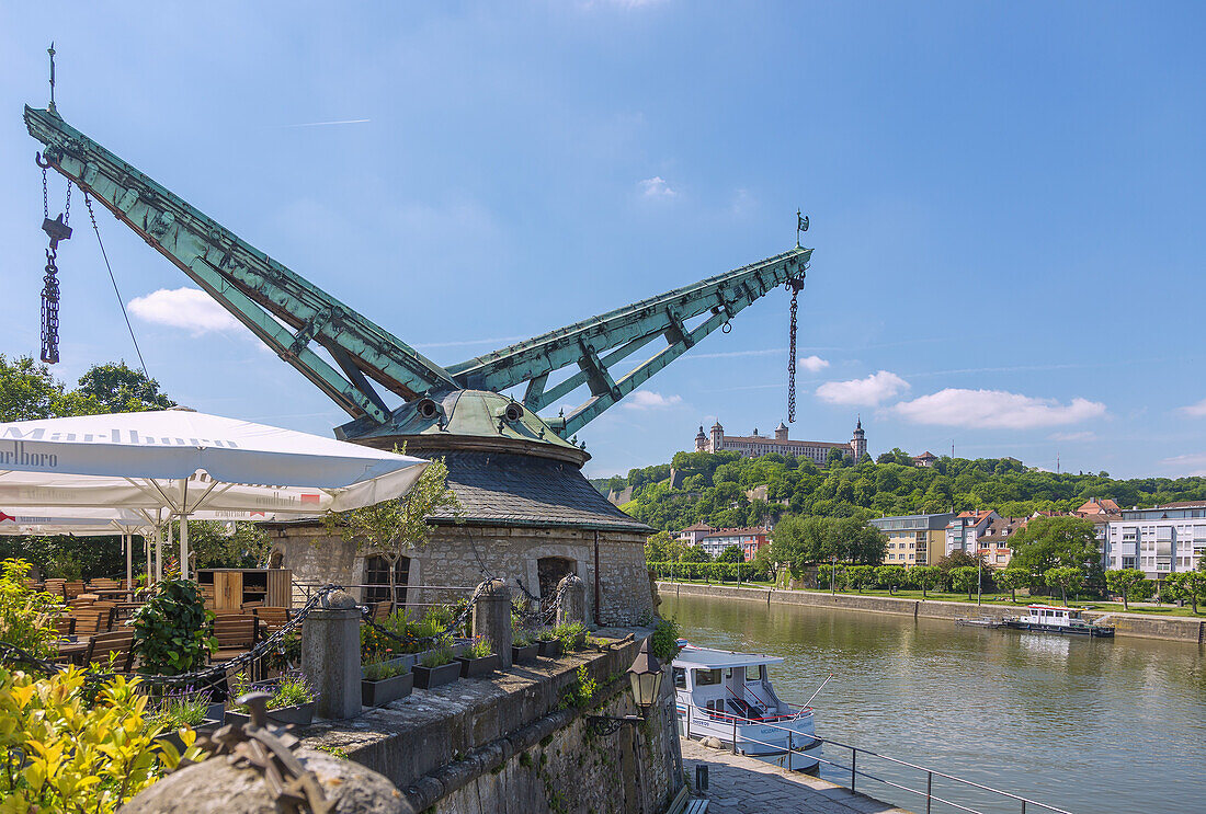 Würzburg, Alter Kranen, Festung Marienberg, Bayern, Deutschland