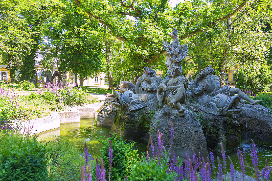 Würzburg, Juliusspital, gardens, fountain