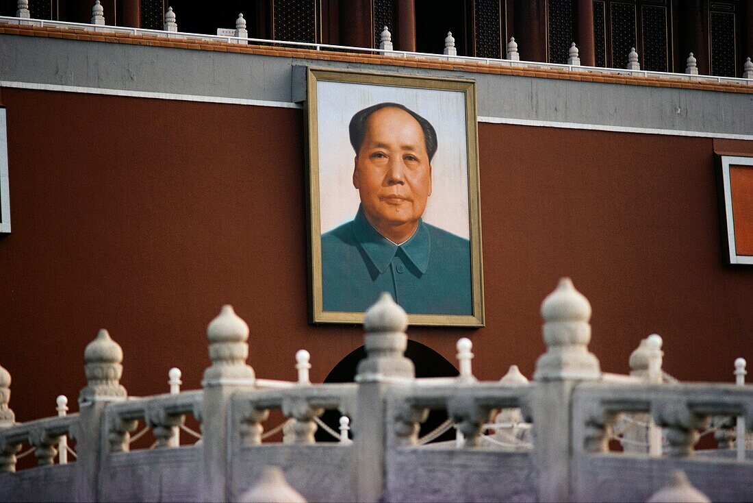 Paintings of Mao Zedong at Tiananmen Gate Of Heavenly Peace, Tiananmen Square, Forbidden City, Beijing, China