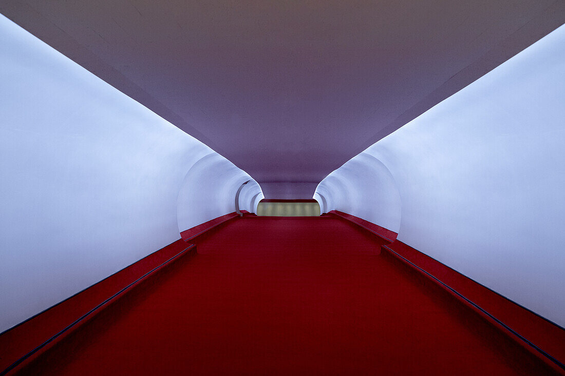 Long hallway with no people at the TWA hotel designed by Eero Saarinen at JFK Airport