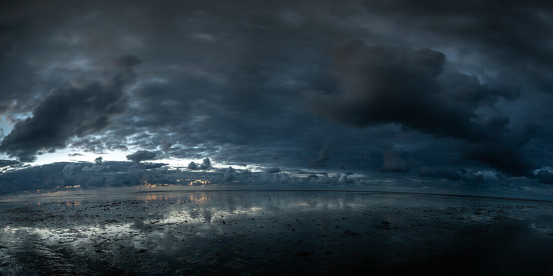 Dusk at the Wadden Sea under rain clouds at the North Sea, Schillig, Wangerland, Friesland, Lower Saxony, Germany, Europe