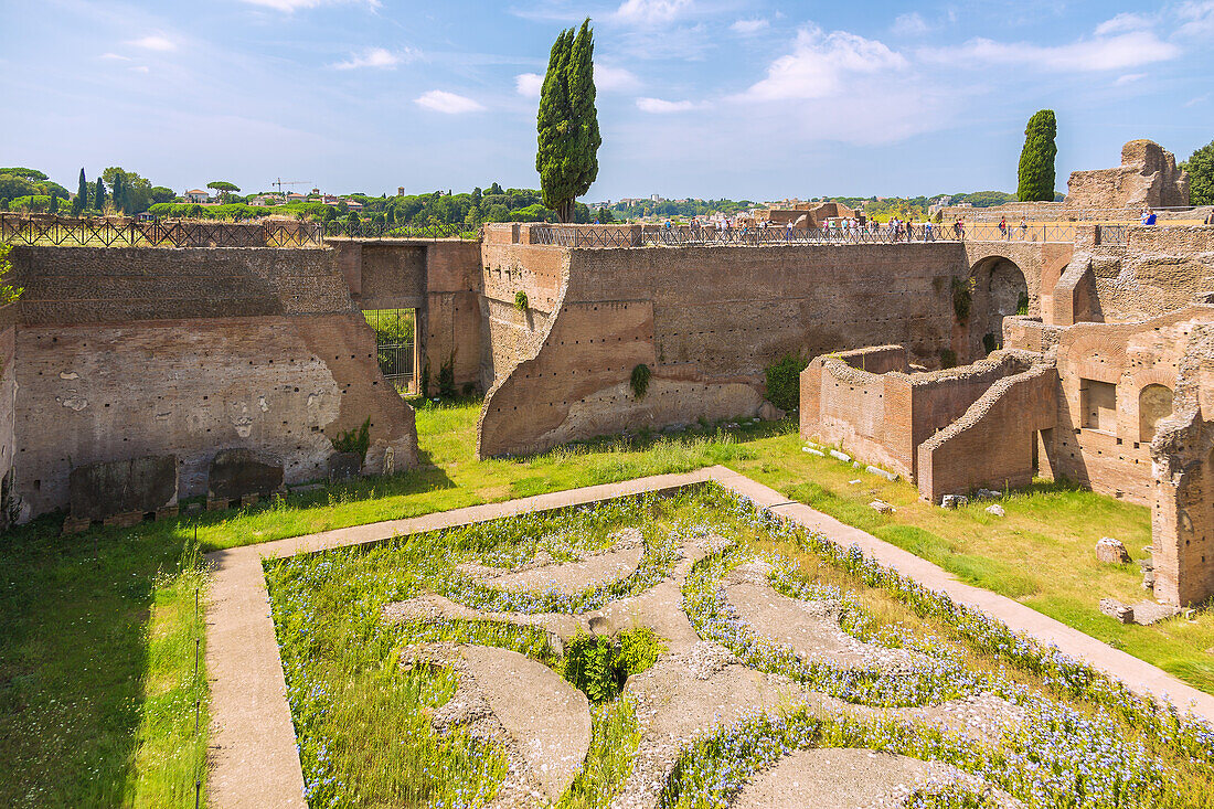 Rom, Palatin, Domus Augustiana, geometrische Brunnenanlage im Innenhof, Latium, Italien