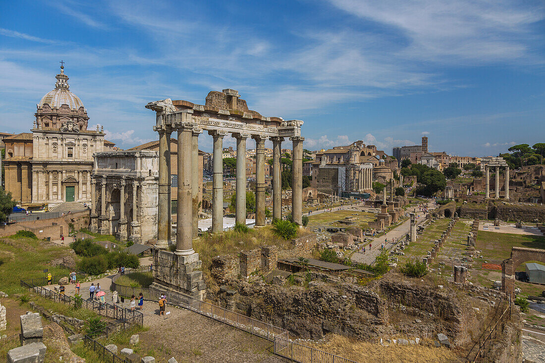 Rom, Forum Romanum, Bogen des Septimius Severus, Saturntempel, Basilica Julia, Tempel des Castor und Pollux, Latium, Italien
