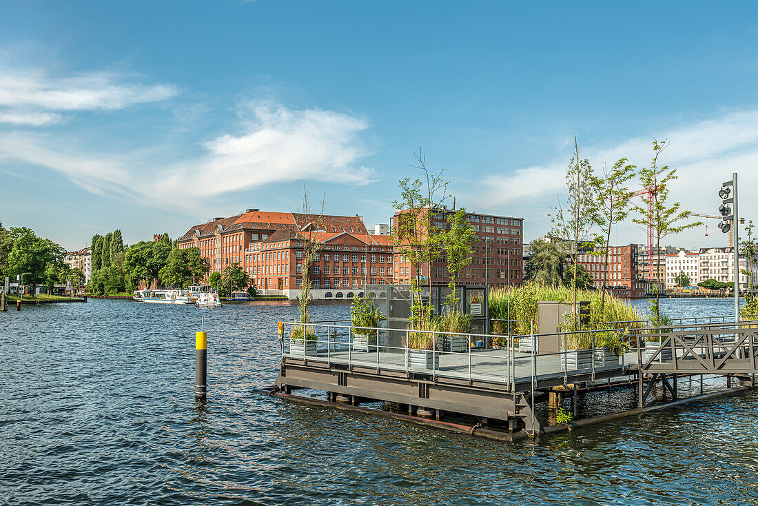 LURITEC pilot installation of a new system of stormwater overflow basins on the Spree, Berlin, Germany