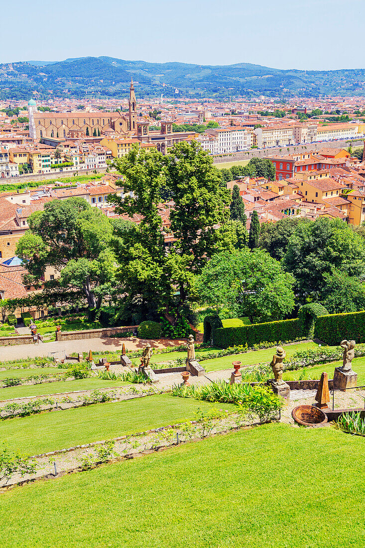 Ansicht der Bardini-Gärten mit Blick auf die Stadt, Florenz, Toskana, Italien,