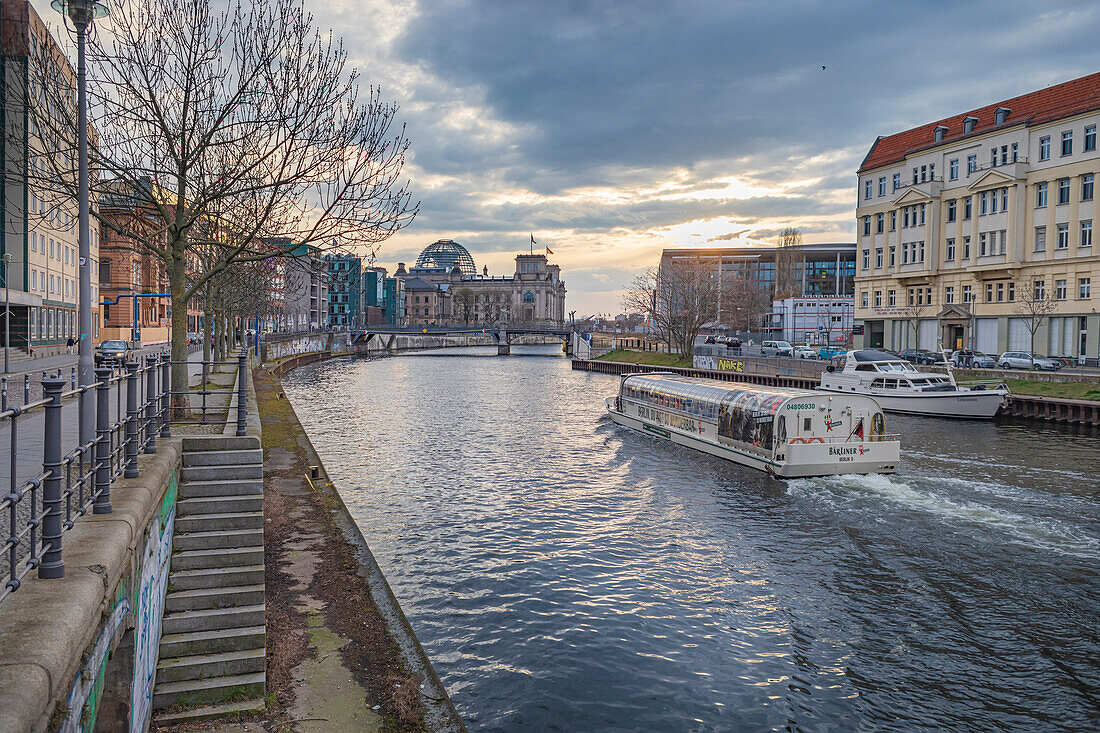 River Spree with a view of the Reichstag building in Berlin, Germany