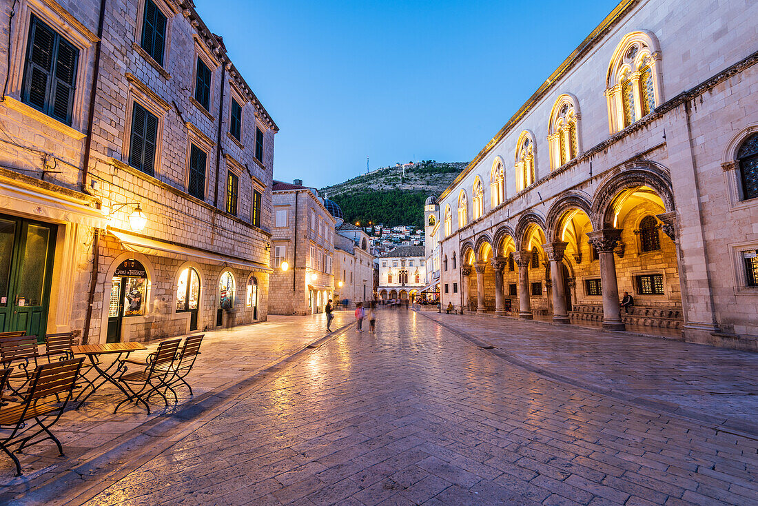 Rektorenpalast bei Nacht, Dubrovnik, Kroatien