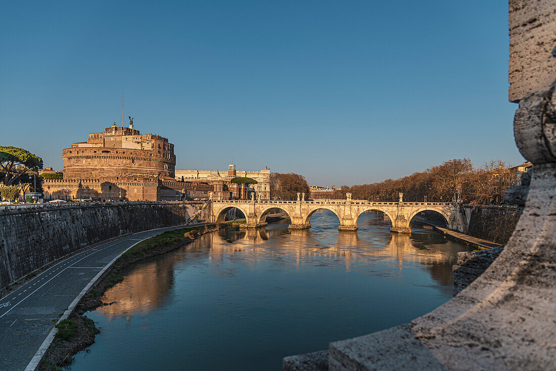 St. Angelo Bridge (Ponte Sant'Angelo) and Castel Sant'Angelo, Castel Sant'Angelo, UNESCO World Heritage Site, Rome, Lazio, Italy, Europe