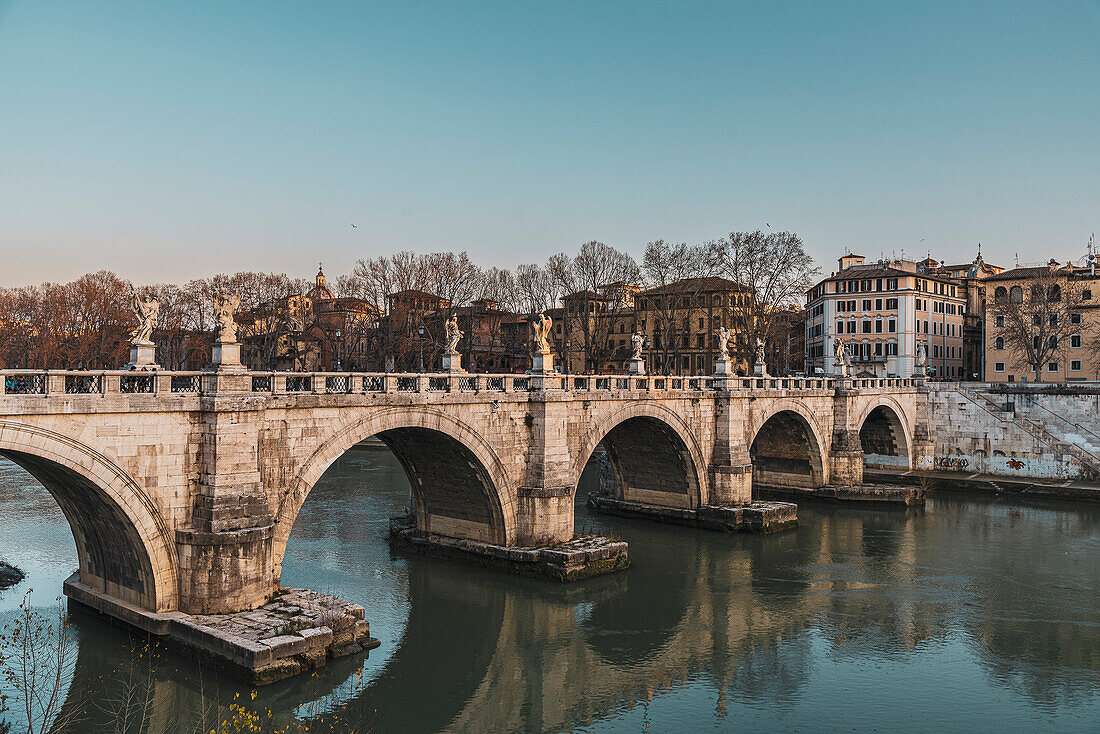 St. Angelo-Brücke (Ponte Sant'Angelo) Rom, Latium, Italien, Europa