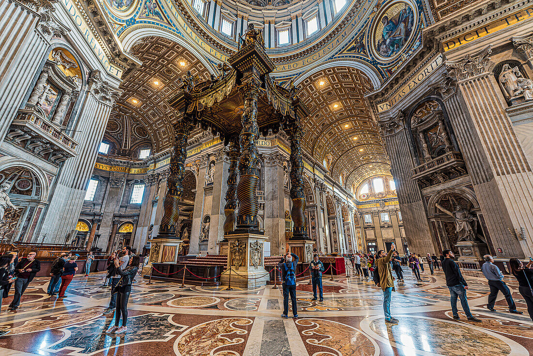 Altar of St. Peter's Basilica from inside, Rome, Lazio, Italy, Europe