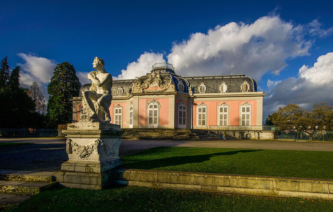 Schloss Benrath in Düsseldorf, Nordrhein-Westfalen, Deutschland