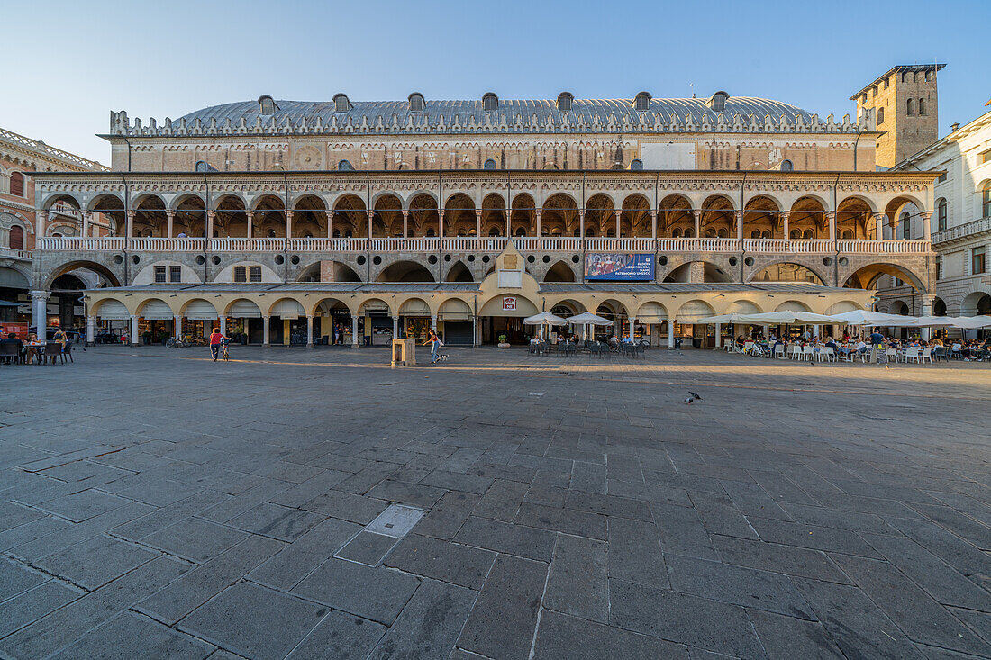 Piazzo della Frutta and Palazzo della Ragione in Padua, Italy.