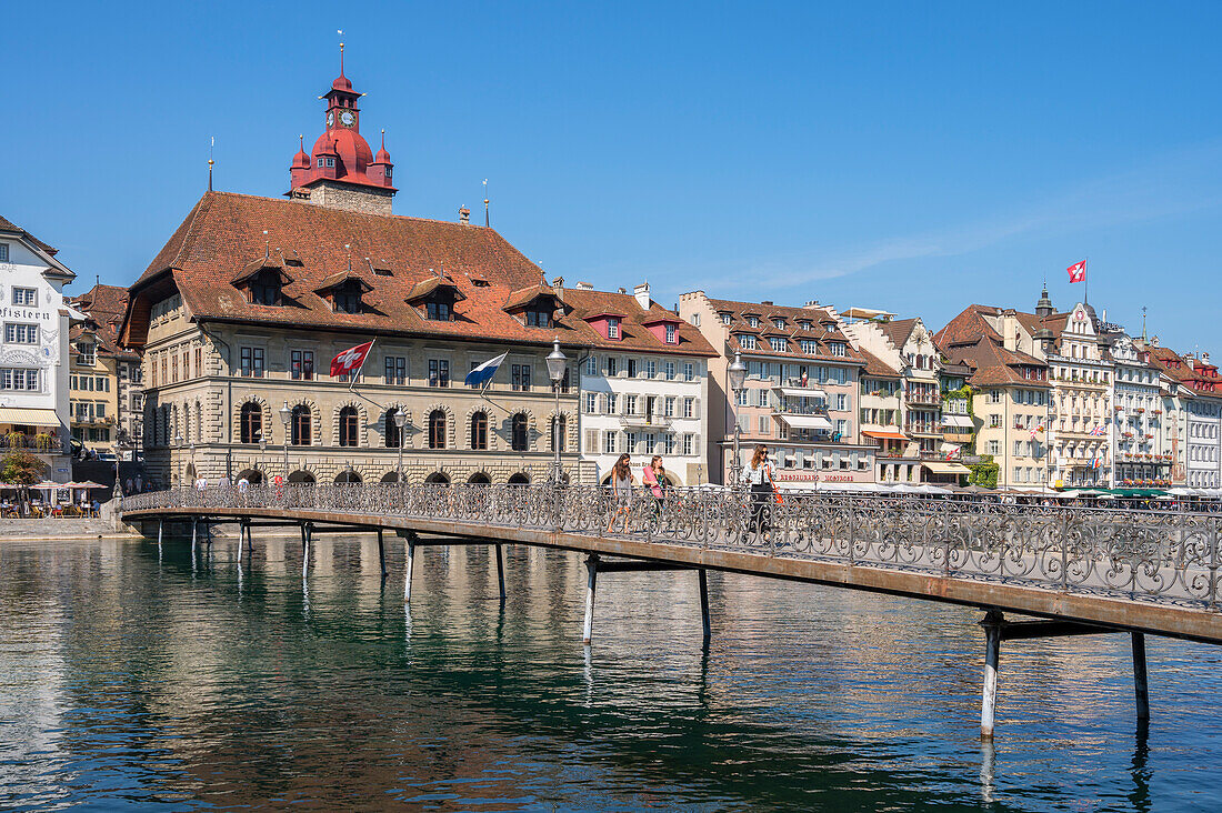 Rathaussteg with City Hall and River Reuss, Lucerne, Canton of Lucerne, Switzerland