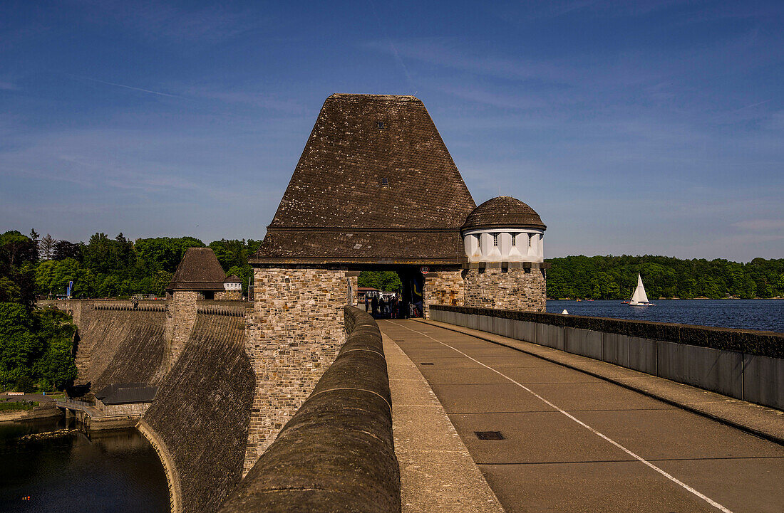 Möhnetalsperre in the municipality of Möhnesee, district of Soest, North Rhine-Westphalia, Germany