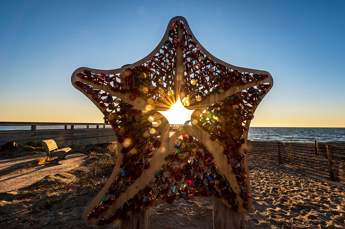 Love locks on the beach at Kellenhusen, Baltic Sea, Ostholstein, Schleswig-Holstein, Germany