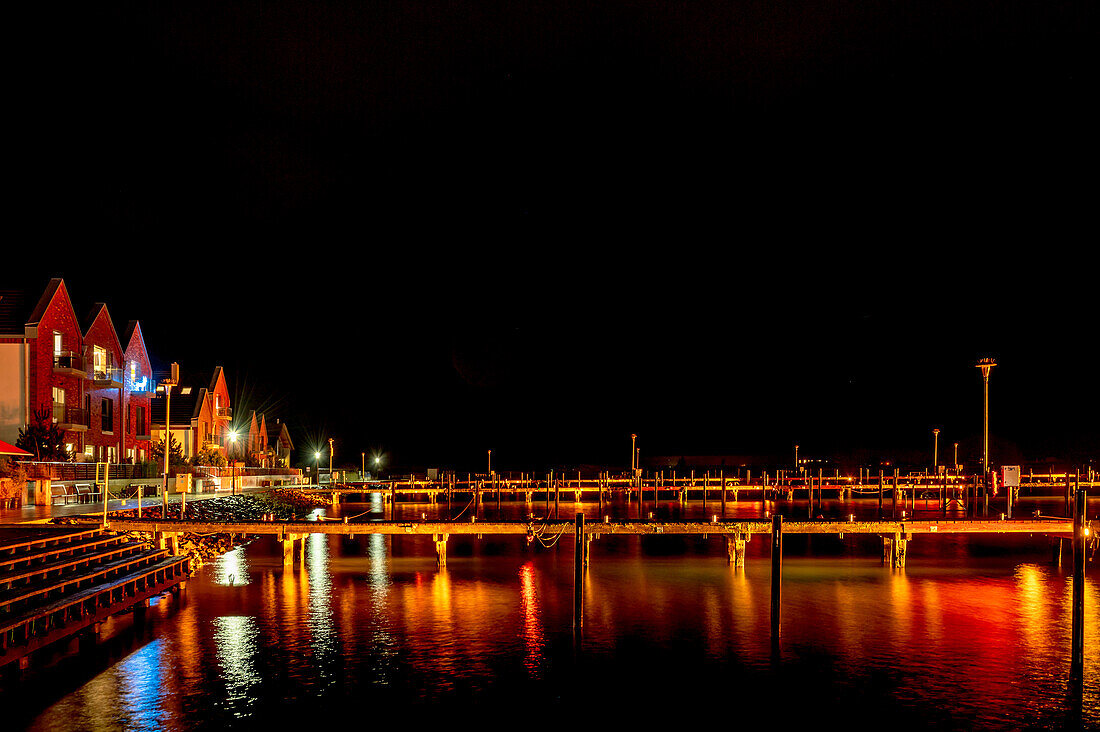 Glowing Marina, illumination of lights in the marina of Heiligenhafen, Baltic Sea, Ostholstein, Schleswig-Holstein, Germany