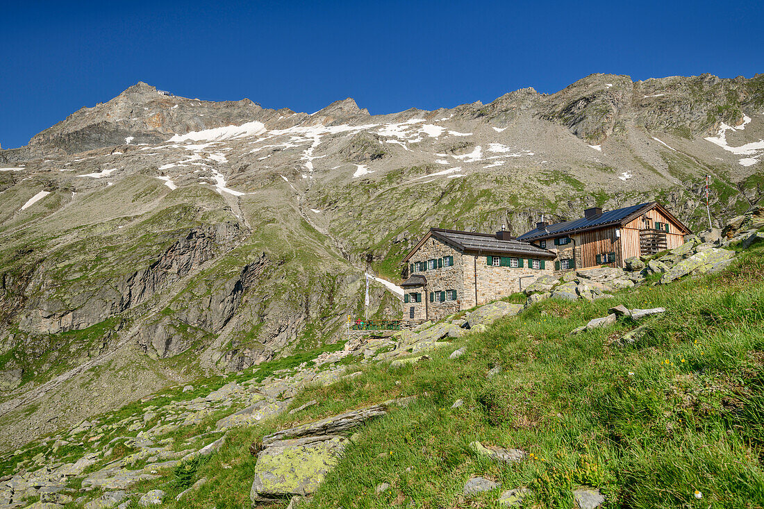 Friesenberghaus, Naturpark Zillertaler Alpen, Zillertaler Alpen, Tirol, Österreich