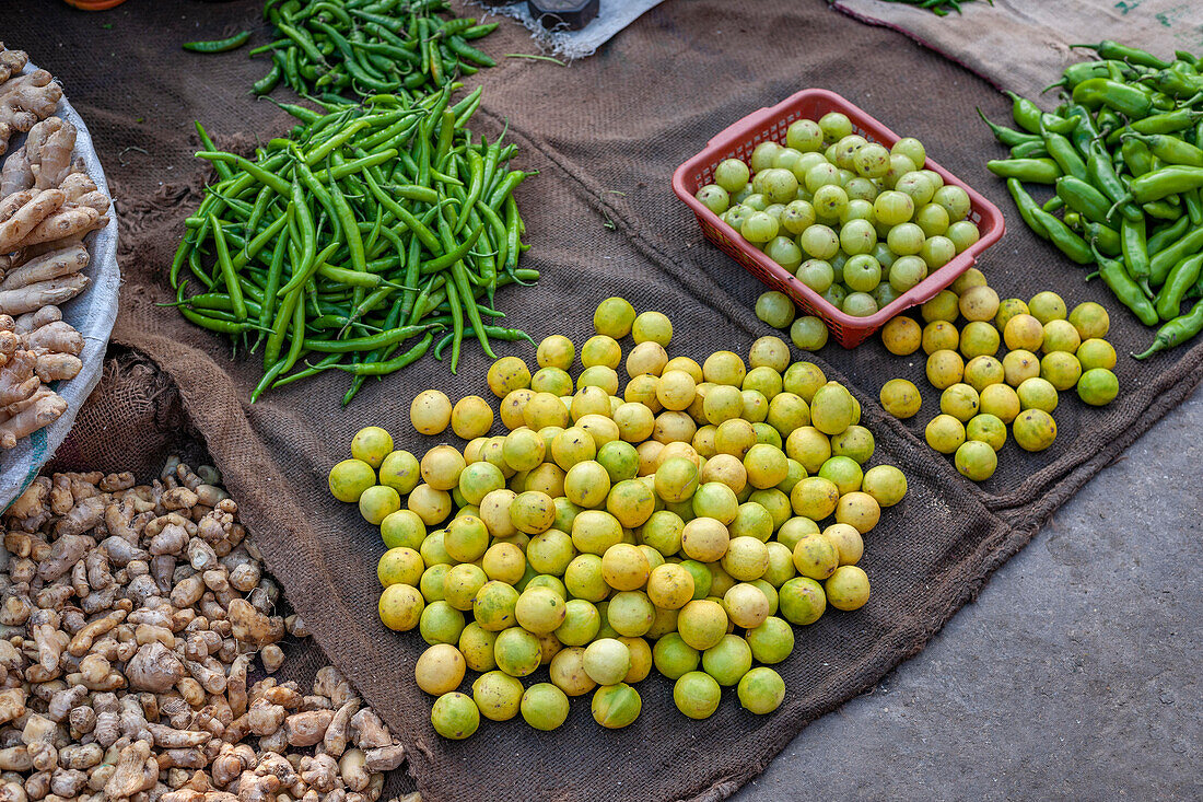 Limes and chillies, Pahar Ganj Market, Delhi, India