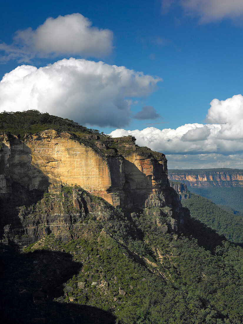 Dogface landslip from Narrowneck, Blue Mountains, NSW, Australia