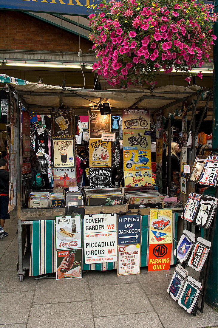 Souvenir shop, Covent Garden Market, London