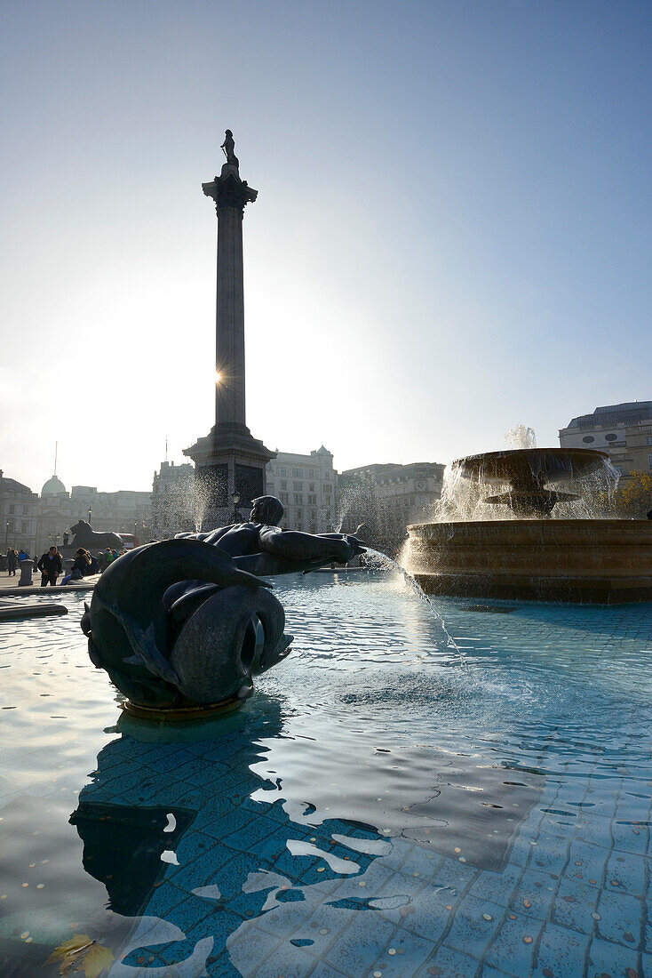 Springbrunnen am Trafalgar Square, London, UK