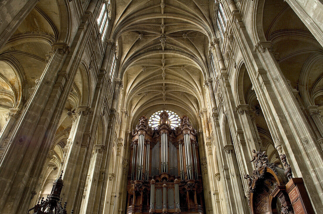 The Van den Heuvel organ and Interior of Saint Eustache church, Paris, France