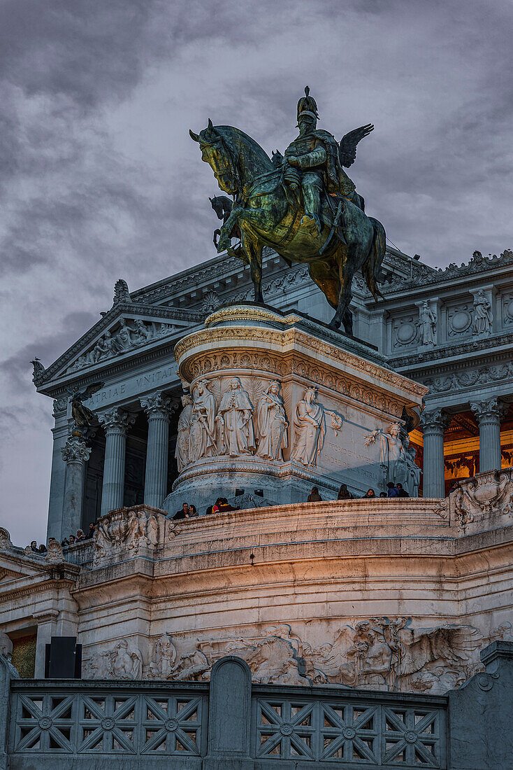 Equestrian statue of Victor Emmanuel II at the Monumento a Vittorio Emanuele II, Rome, Lazio, Italy, Europe