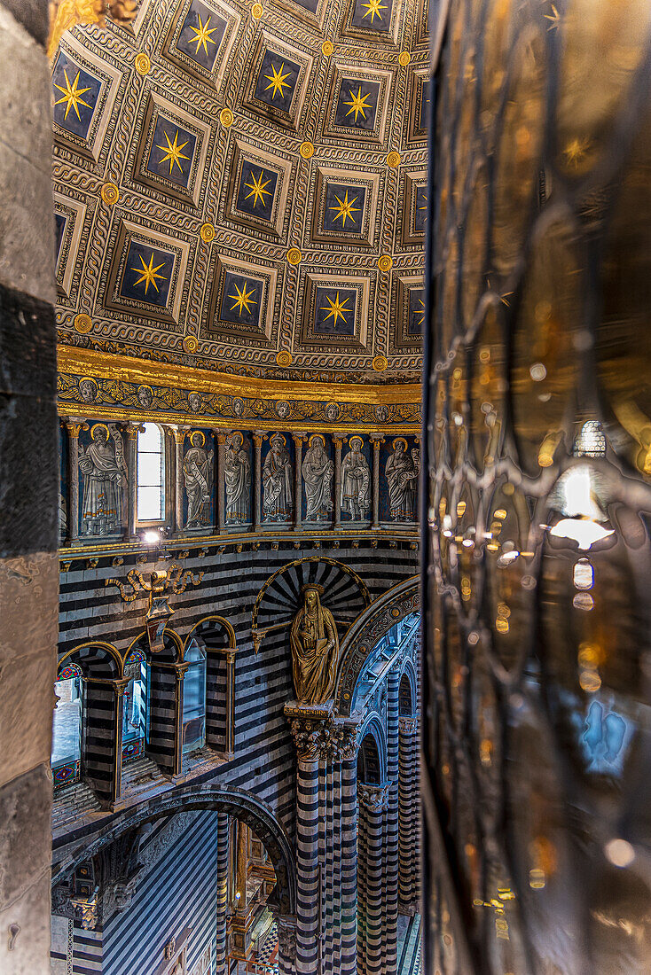 Cathedral of Santa Maria Assunta from inside, Siena, Tuscany, Italy, Europe