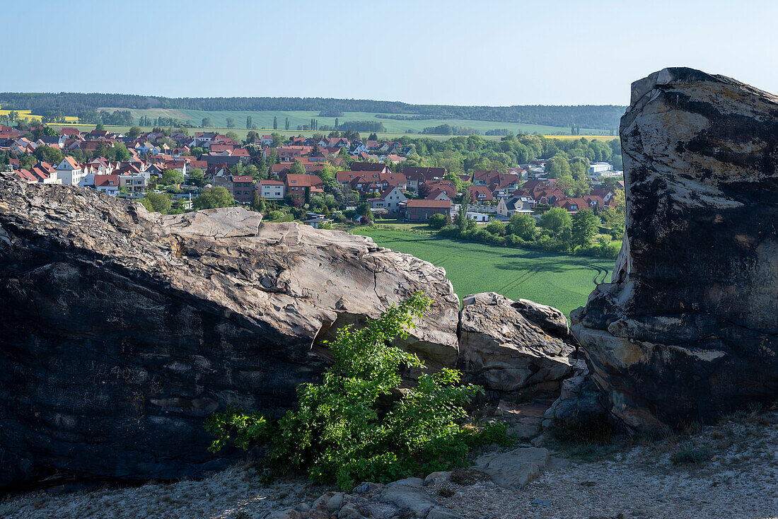 Teufelsmauer im Harz, Blick auf Neinstedt, Weddersleben, Sachsen-Anhalt, Deutschland
