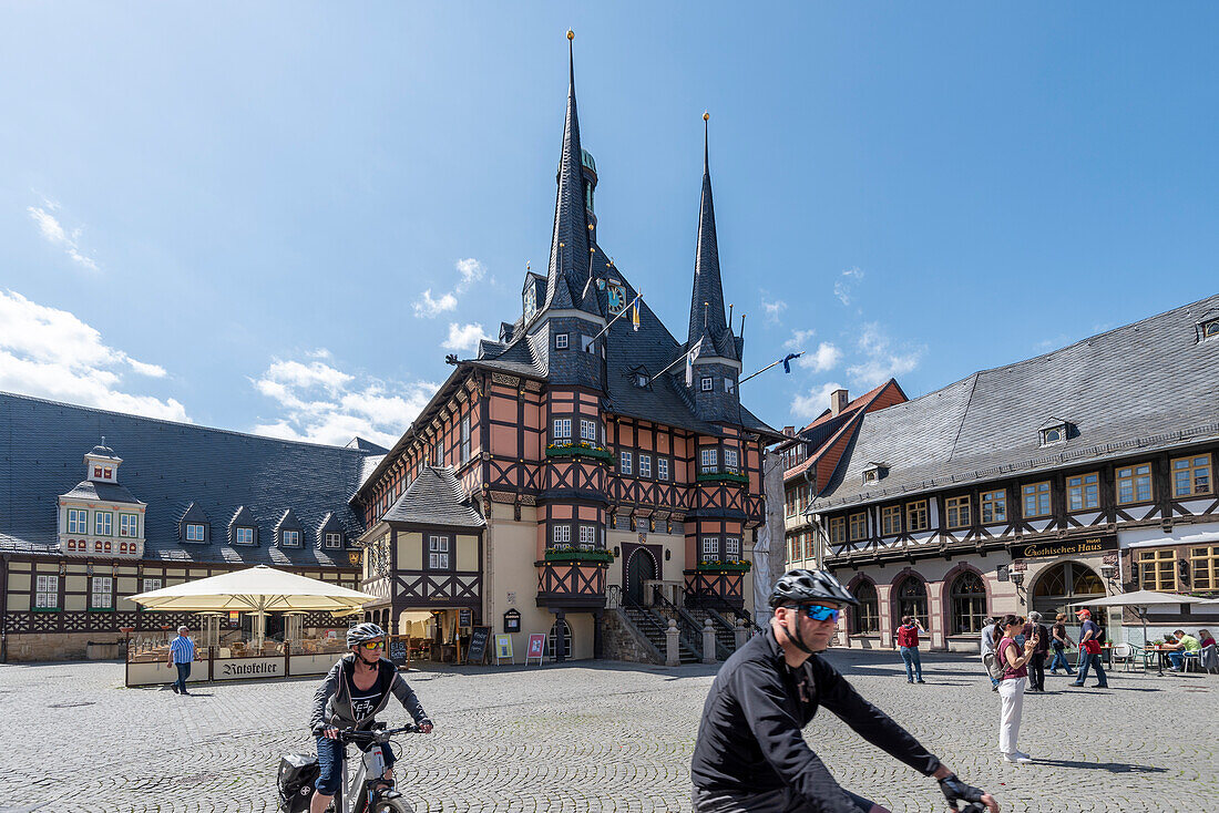 Historic town hall, market square, tourists, Wernigerode, Saxony-Anhalt, Germany