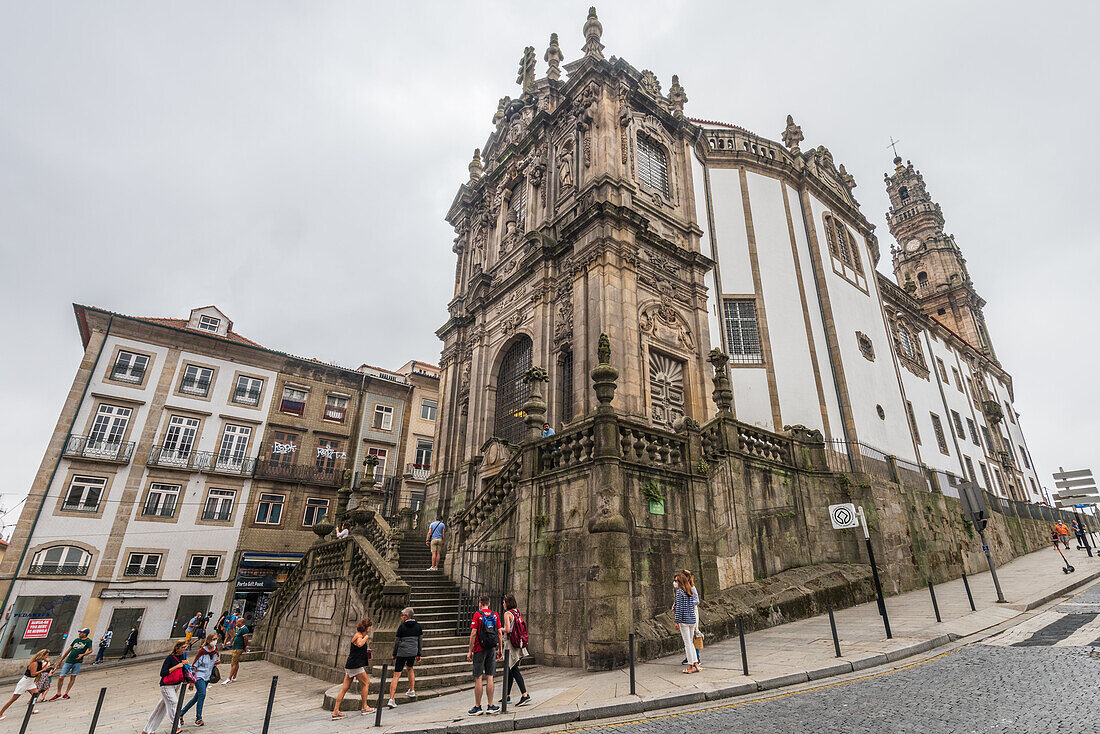 Kirche Igreja dos Clérigos in Porto, Portugal